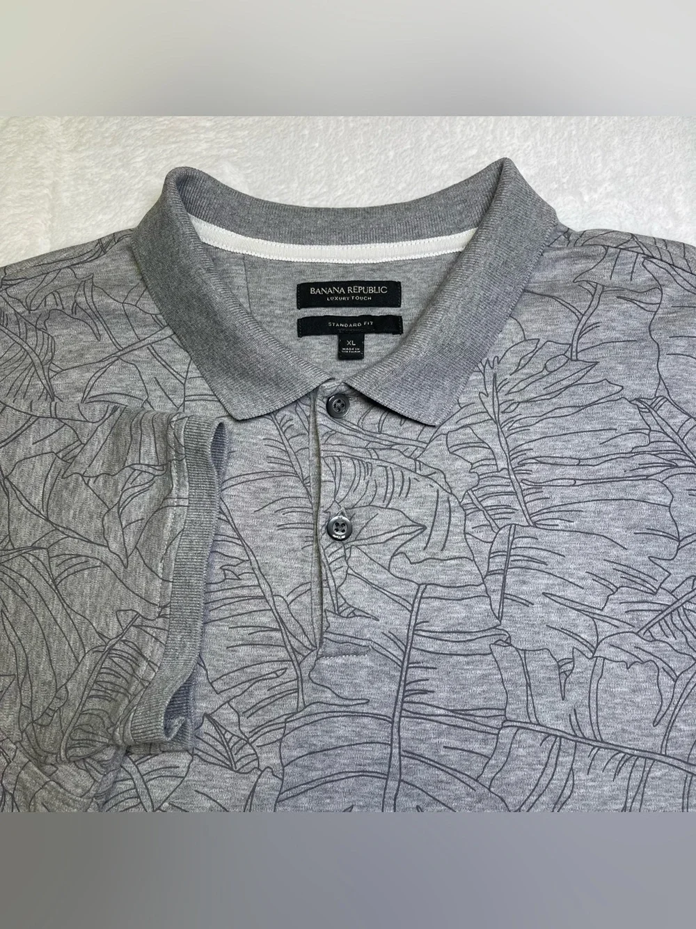 Banana Republic Luxury Touch XL Grey Palm Leaf Short Sleeve Polo Shirt
